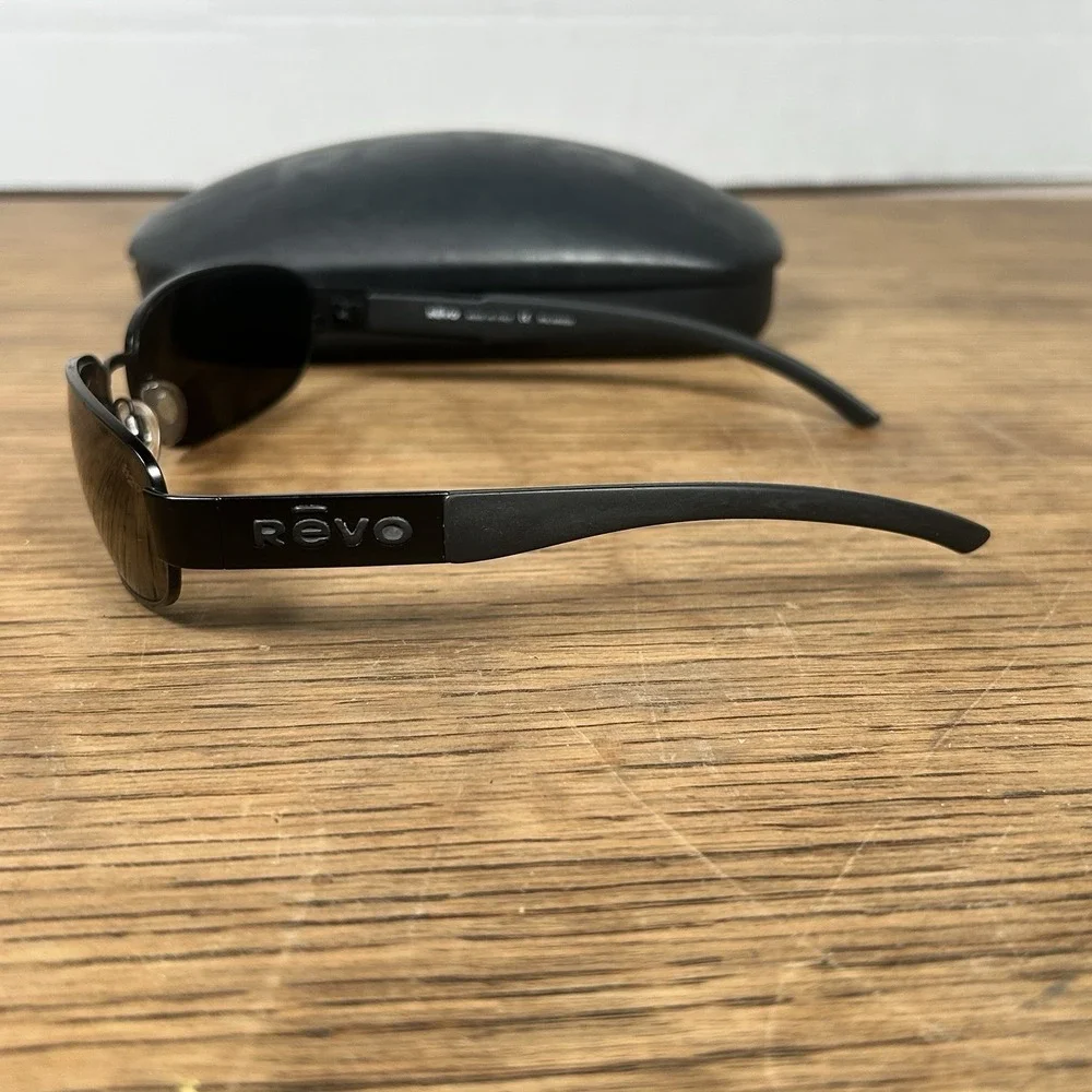 Vintage Revo 3067 001/J7 Polarized H2O Lens Black/Gray Sunglasses 60-16-125mm
